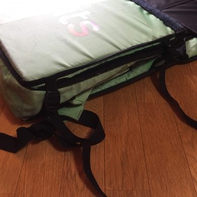 上のコードは縮ませた後、下は縮ませる前