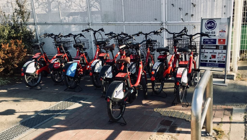 13号通り公園 赤チャリポート