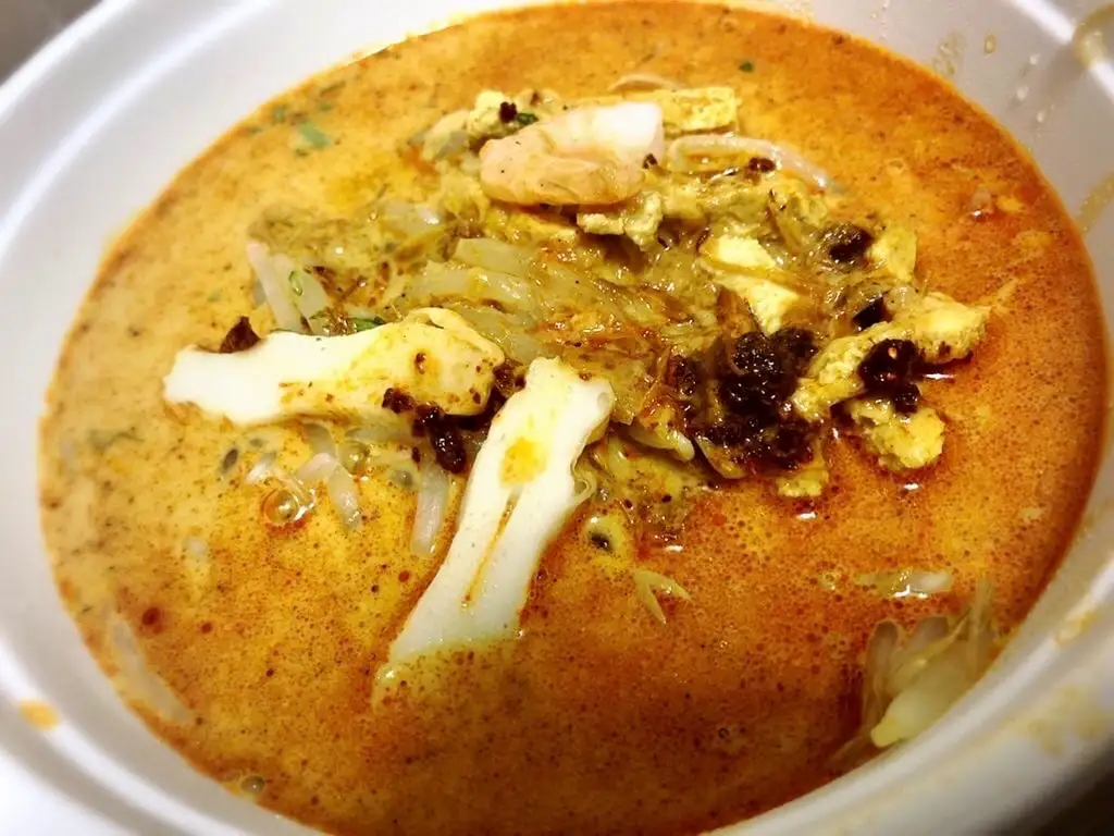 【シンガポール ホリック ラクサ】『ラクサ＋チキンライス』シンガポールでホリックでラクサで