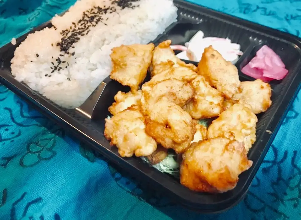 【天下鳥ます】『L sizeお弁当』専門店のからあげをお好みのトッピングソースで