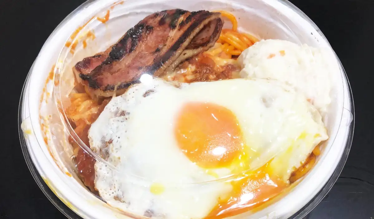 【スパゲッティーのパンチョ】『ナポリタン全部のせ』あなたの心をナポませる